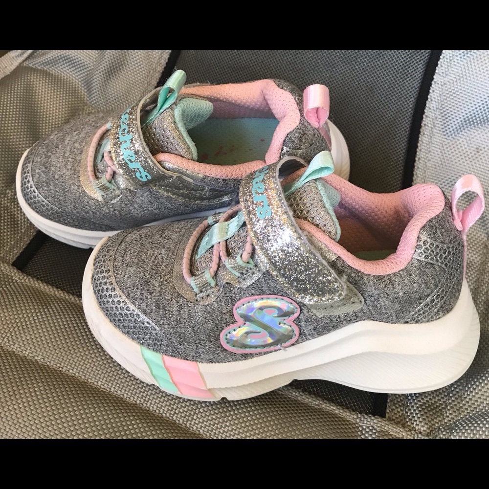 Skechers shoes for girl